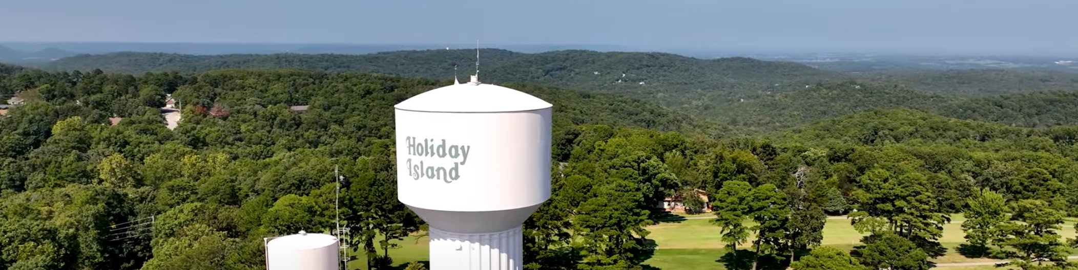 Watch Holiday Island amenities video